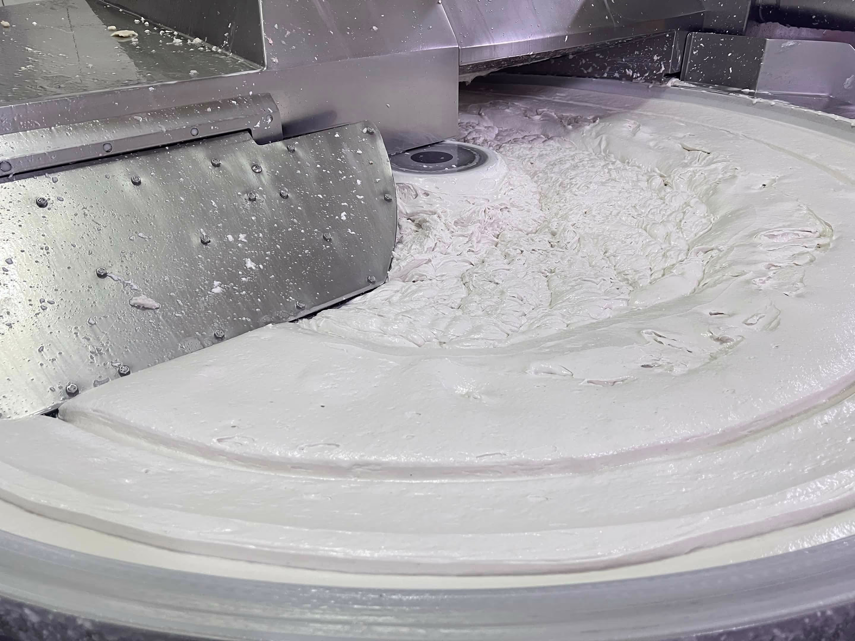 魚漿煉製品乳化細切製造過程